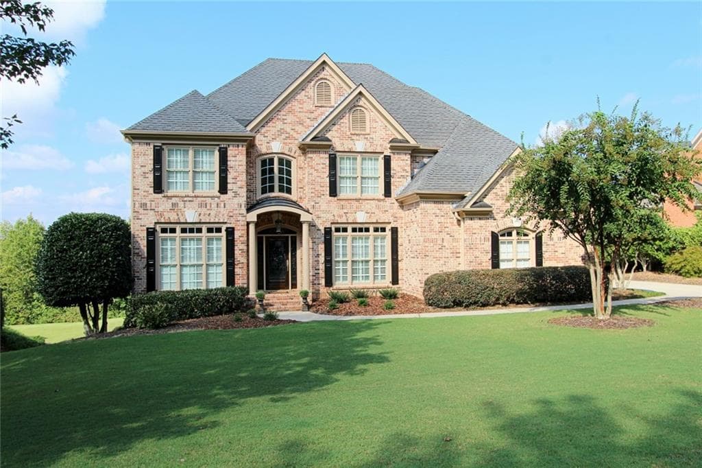 5 bedroom, 4,062 sq ft single family residence sold at 1470 Edenham Lane, Cumming, GA 30041