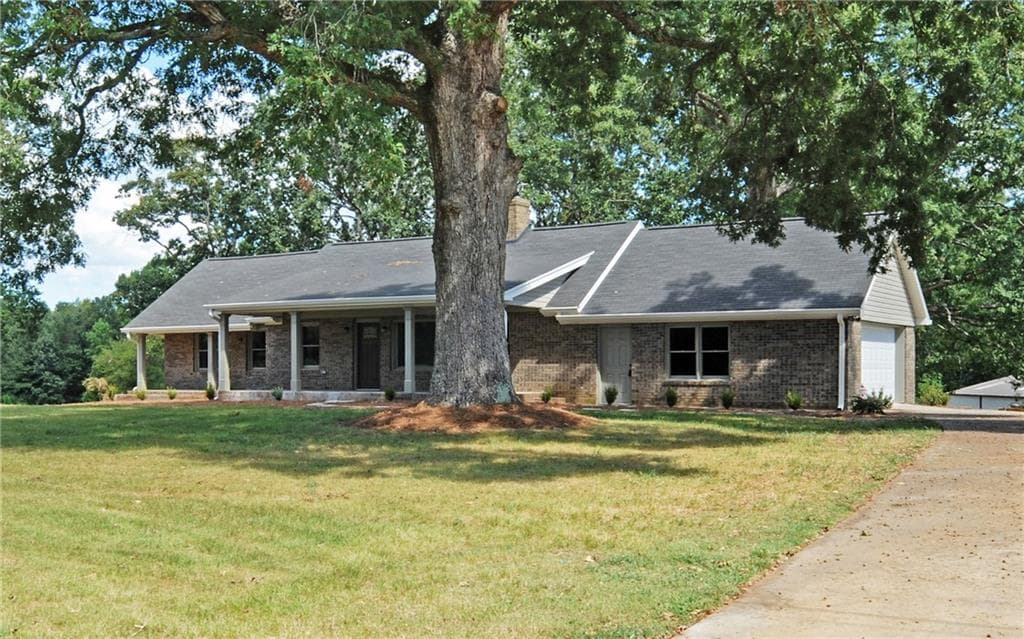 4 bedroom single family residence sold at 5236 CLARKS BRIDGE Road, Gainesville, GA 30506