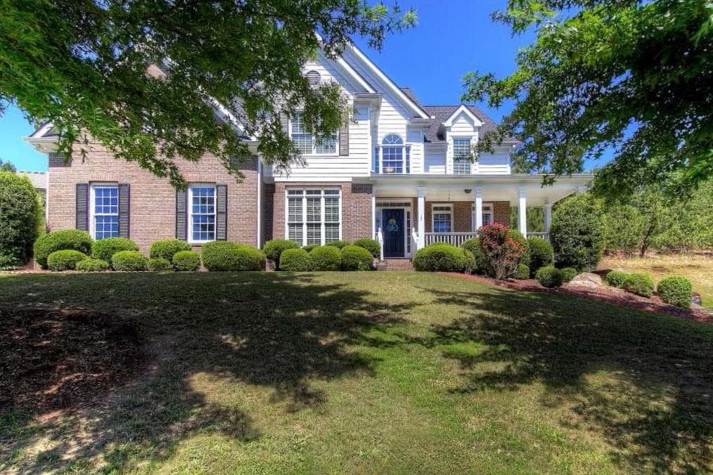 2727 Bogan Creek Drive, Buford, GA 30519 — most recent listing photo