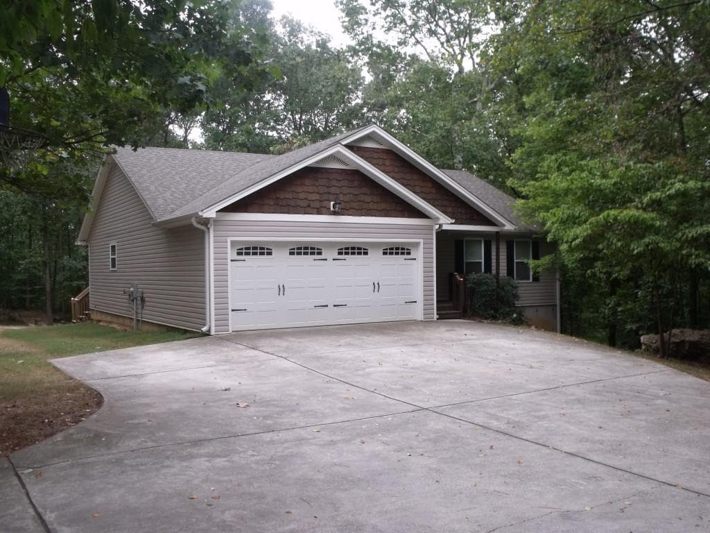 4 bedroom single family residence sold at 35 Linwood Road, Adairsville, GA 30103