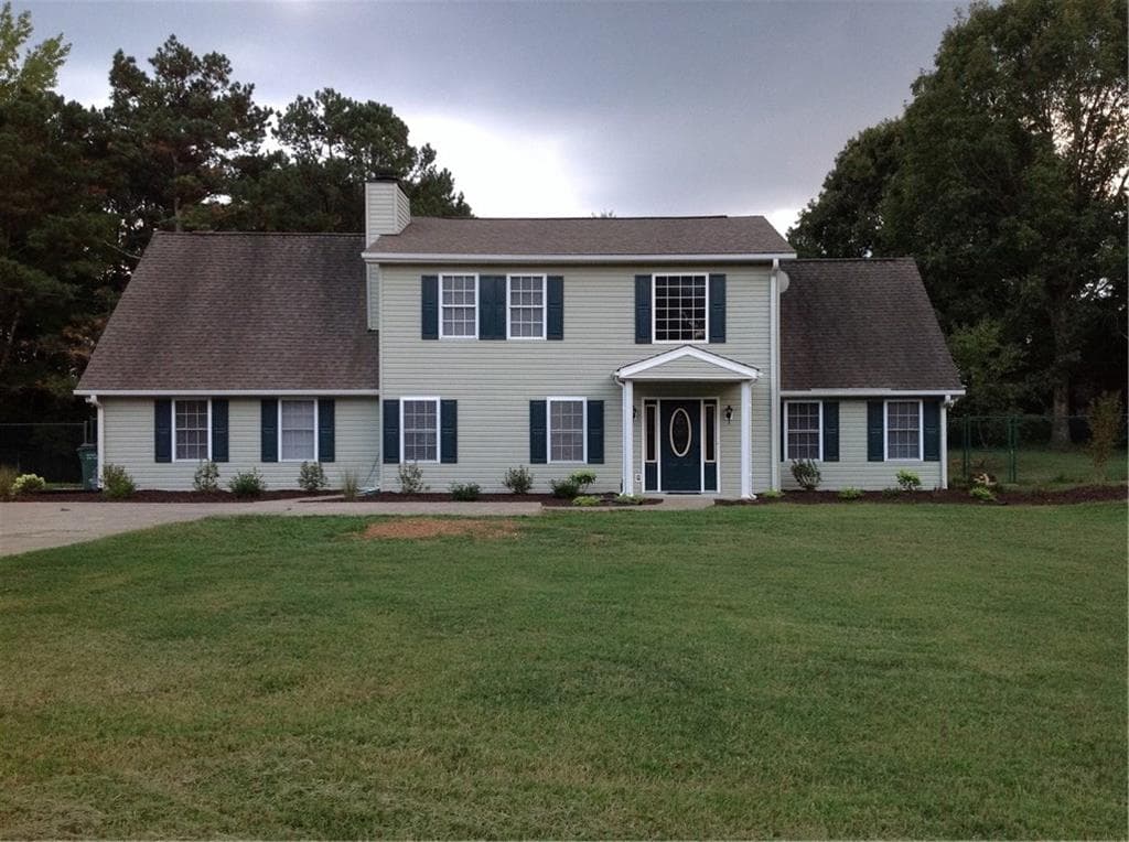 3 bedroom single family residence sold at 166 Twin Lakes Drive, Canton, GA 30115
