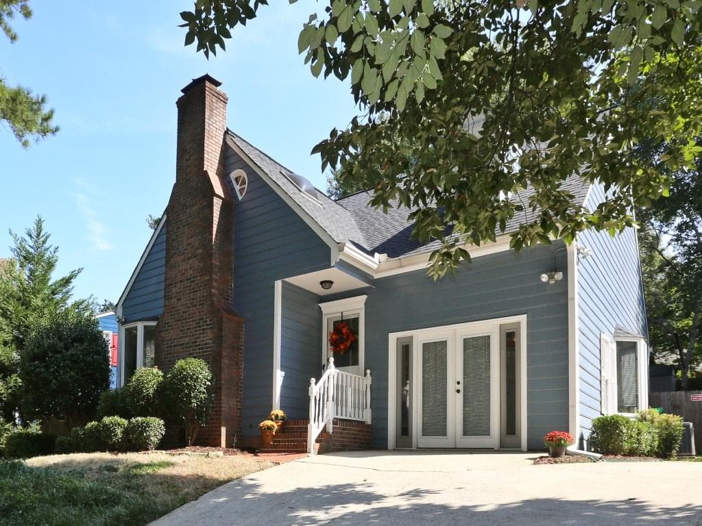 1424 Oakengate Drive, Stone Mountain, GA 30083 — most recent listing photo