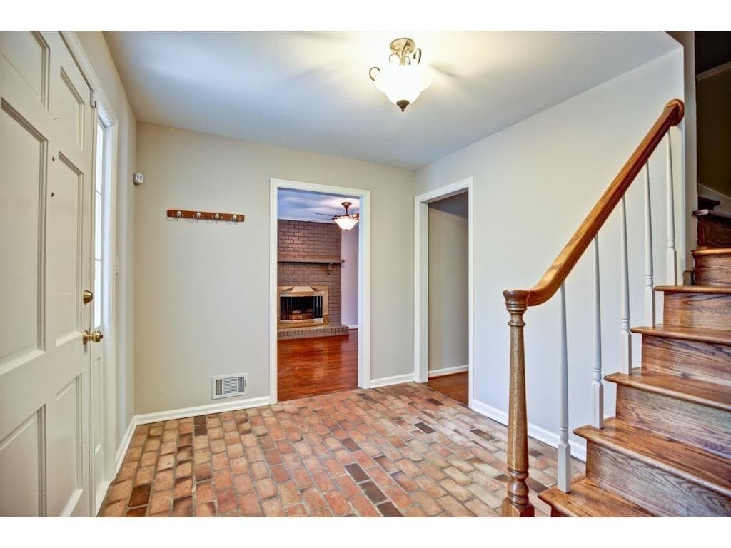 2510 Overlook Way, Atlanta, GA 30345 — most recent listing photo