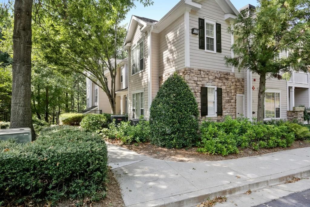 2400 Cumberland Parkway 122, Atlanta, GA 30339 — most recent listing photo