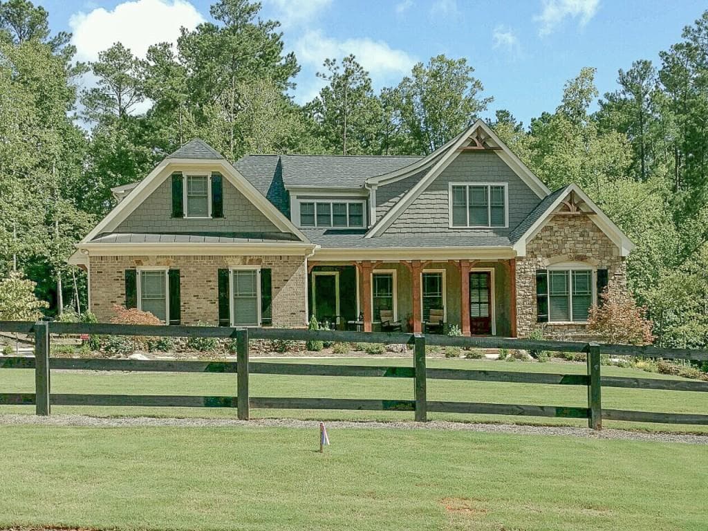 4 bedroom single family residence sold at 206 Rosewood Circle, Woodstock, GA 30188