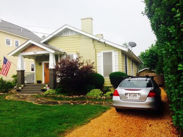 1424 Carroll Drive, Atlanta, GA 30318 — most recent listing photo