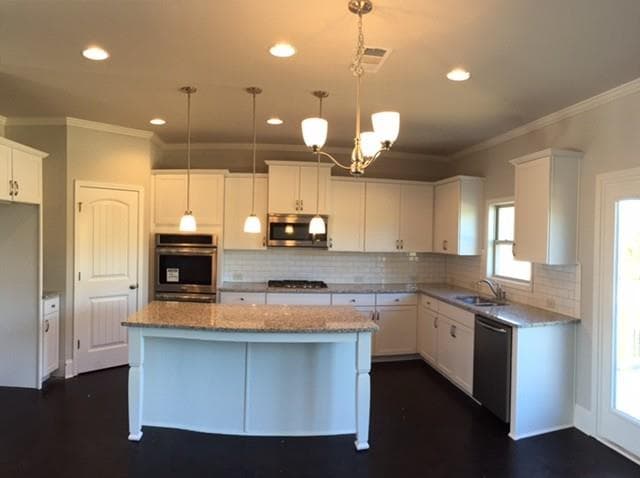 4 bedroom, 2,942 sq ft single family residence sold at 2385 Lake Cove Court, Buford, GA 30519