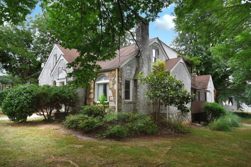 1422 Jefferson Avenue, East Point, GA 30344 — most recent listing photo