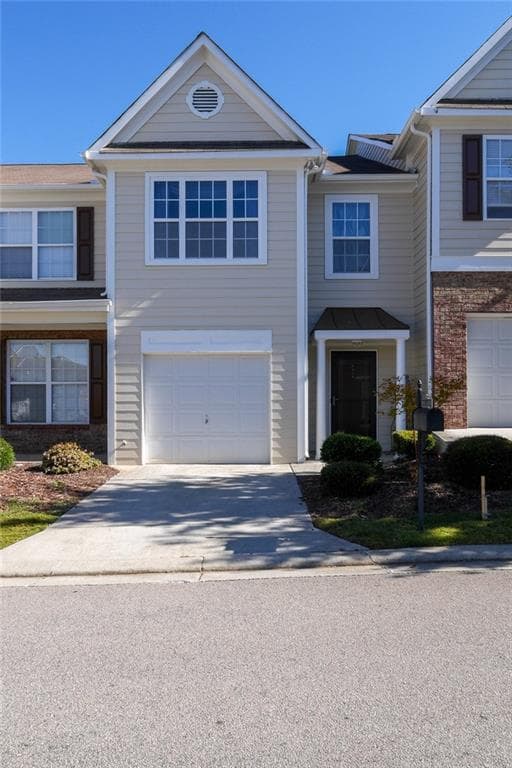 6303 Shoreview Circle 6303, Flowery Branch, GA 30542 — most recent listing photo