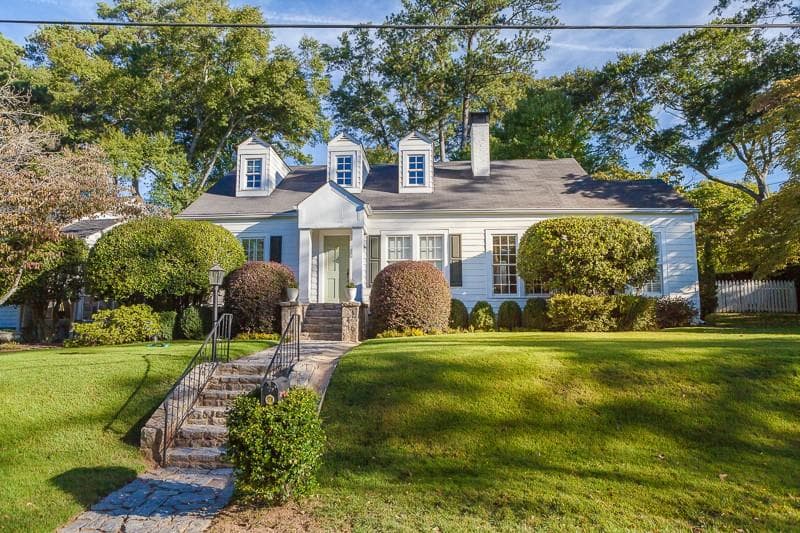 4 bedroom single family residence sold at 2162 Fairhaven Circle, Atlanta, GA 30305