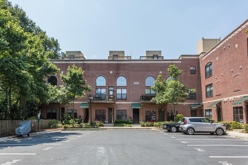 2 bedroom, 1,002 sq ft condominium sold at 791 Wylie Street 1010, Atlanta, GA 30316