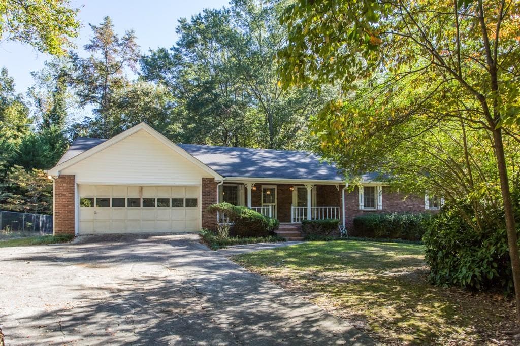 3 bedroom, 1,771 sq ft single family residence sold at 3326 Hidden Forest Drive, Snellville, GA 30078