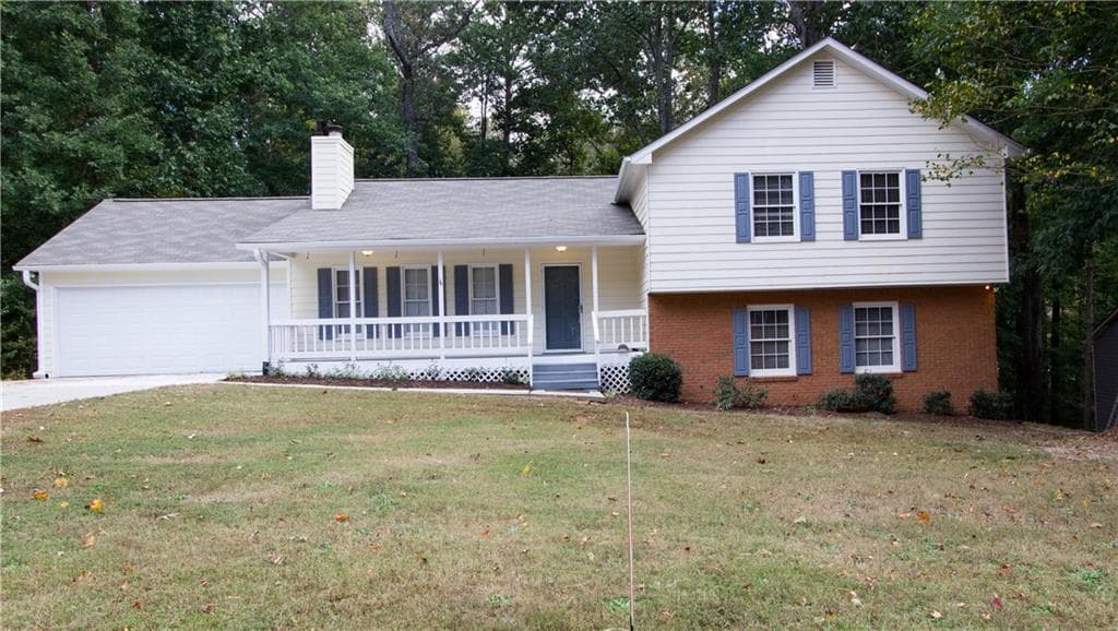 4 bedroom, 2,260 sq ft single family residence sold at 548 Slew Avenue, Lawrenceville, GA 30043