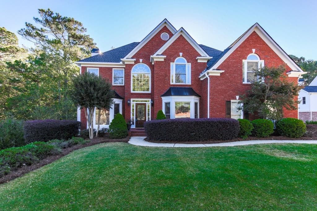 6 bedroom, 4,882 sq ft single family residence sold at 340 Bradford Falls Trace, Canton, GA 30114