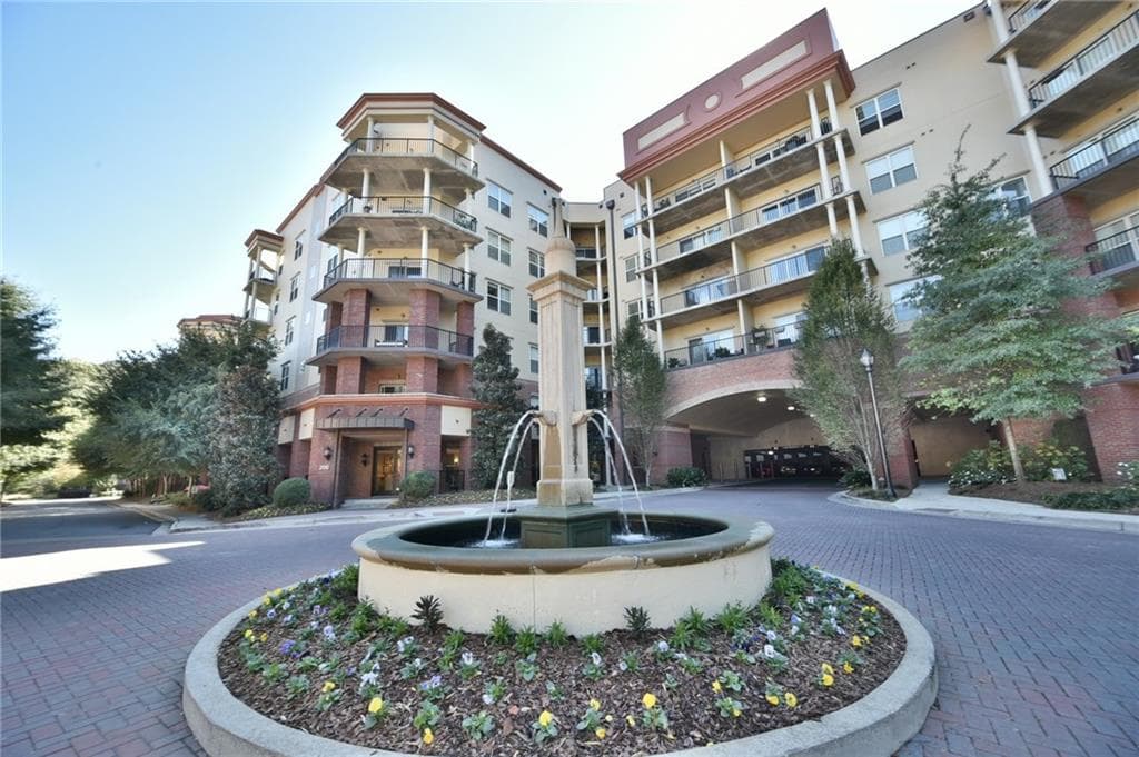 2 bedroom, 1,310 sq ft condominium sold at 200 River Vista Drive 325, Atlanta, GA 30339