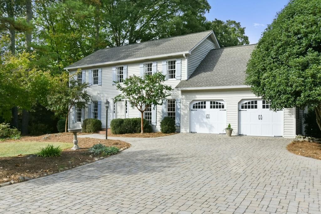 4 bedroom, 3,006 sq ft single family residence sold at 3303 Turtle Lake Club Drive, Marietta, GA 30067