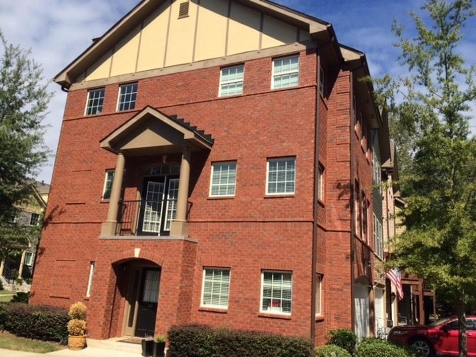 3642 NE Ashford Creek Place 1805, Brookhaven, GA 30319 — most recent listing photo