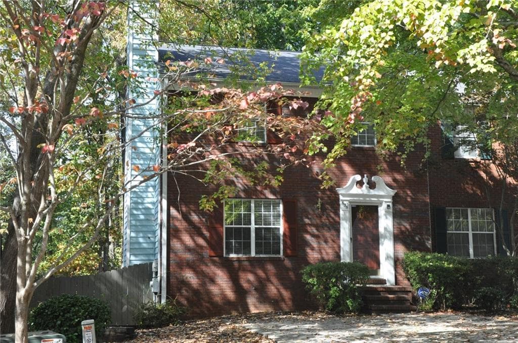 635 Anderson Walk, Marietta, GA 30062 — most recent listing photo