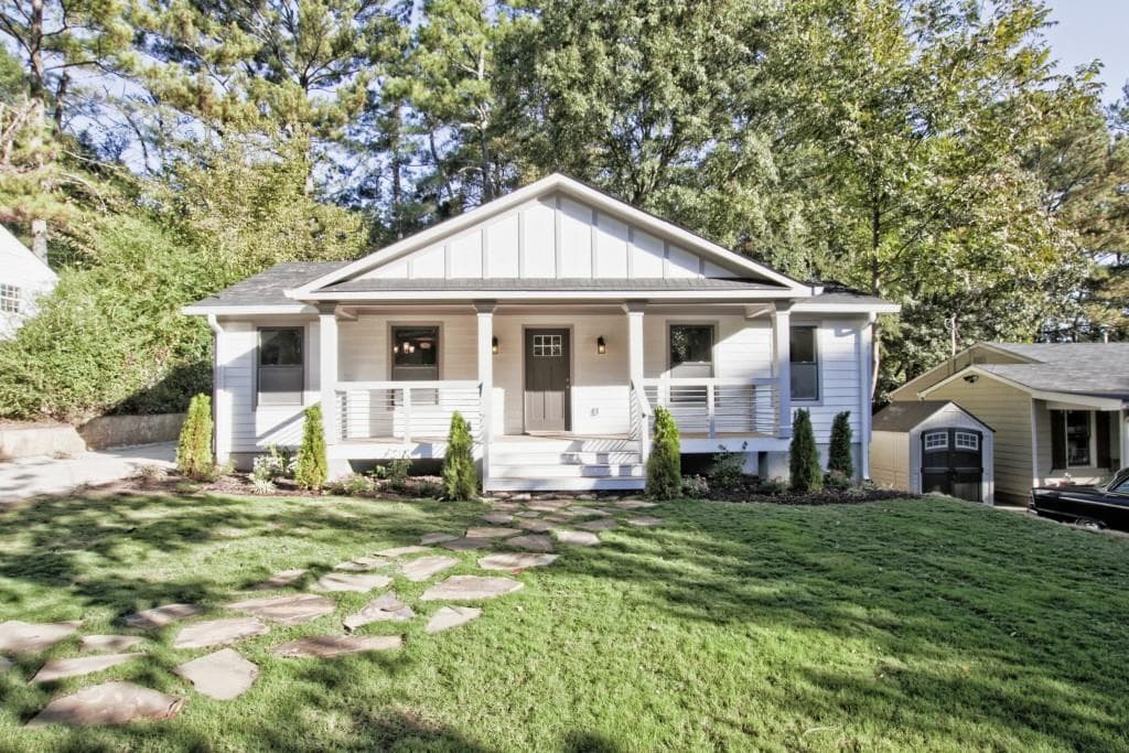 3 bedroom, 1,720 sq ft single family residence sold at 1660 Cecile Avenue, Atlanta, GA 30316