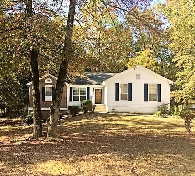 9872 Point VIew Drive, Jonesboro, GA 30238 — most recent listing photo