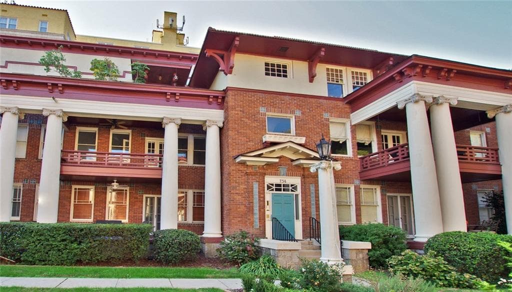 2 bedroom condominium sold at 734 N Highland Avenue 7, Atlanta, GA 30306