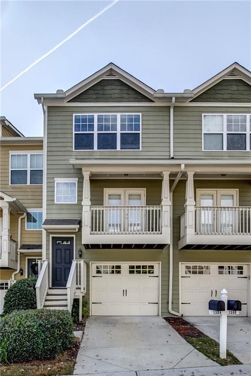 3 bedroom, 1,326 sq ft townhouse sold at 1304 Liberty Parkway, Atlanta, GA 30318