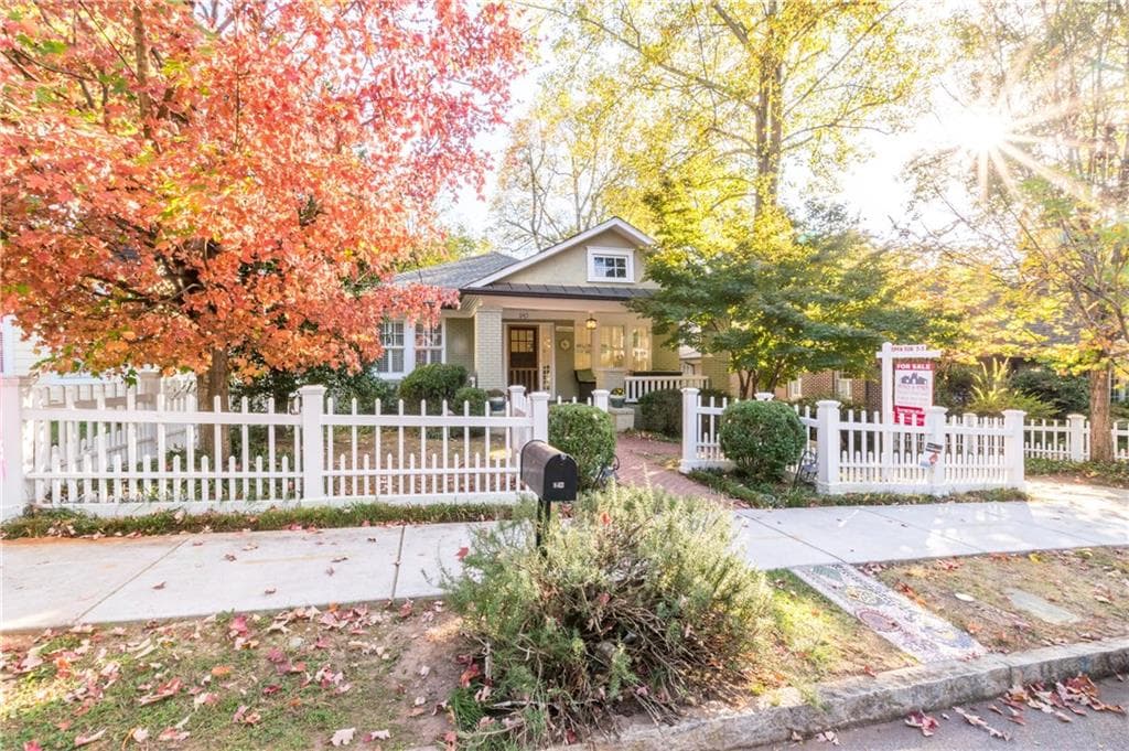 4 bedroom, 2,916 sq ft single family residence sold at 843 Virginia Circle, Atlanta, GA 30306