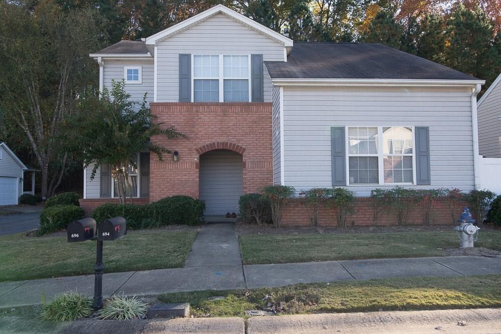 694 BEDFORD Court, Woodstock, GA 30188 — most recent listing photo