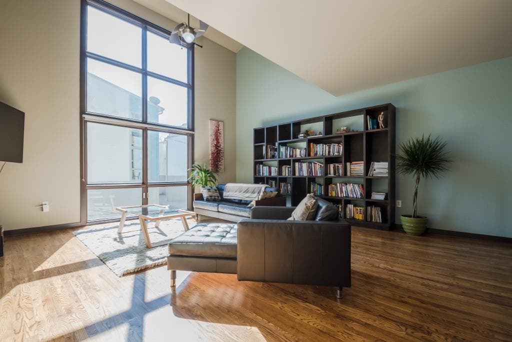 2 bedroom, 1,832 sq ft townhouse sold at 1343 Stirling Court 1343, Atlanta, GA 30318