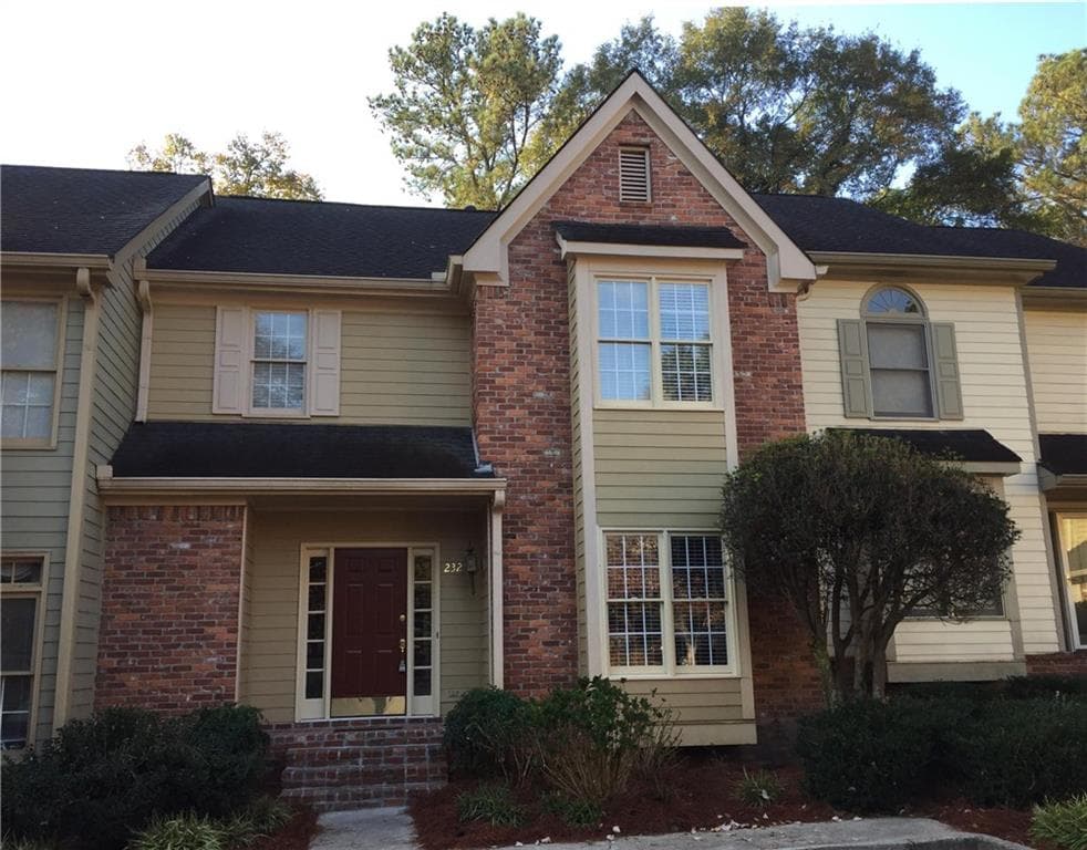 232 Riverview Trail, Roswell, GA 30075 — most recent listing photo