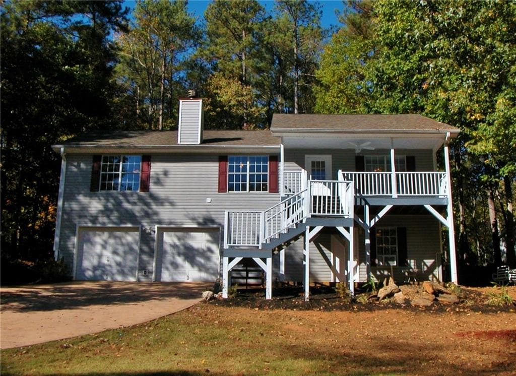 3 bedroom, 2,324 sq ft single family residence sold at 8635 Sapphire Lane, Gainesville, GA 30506