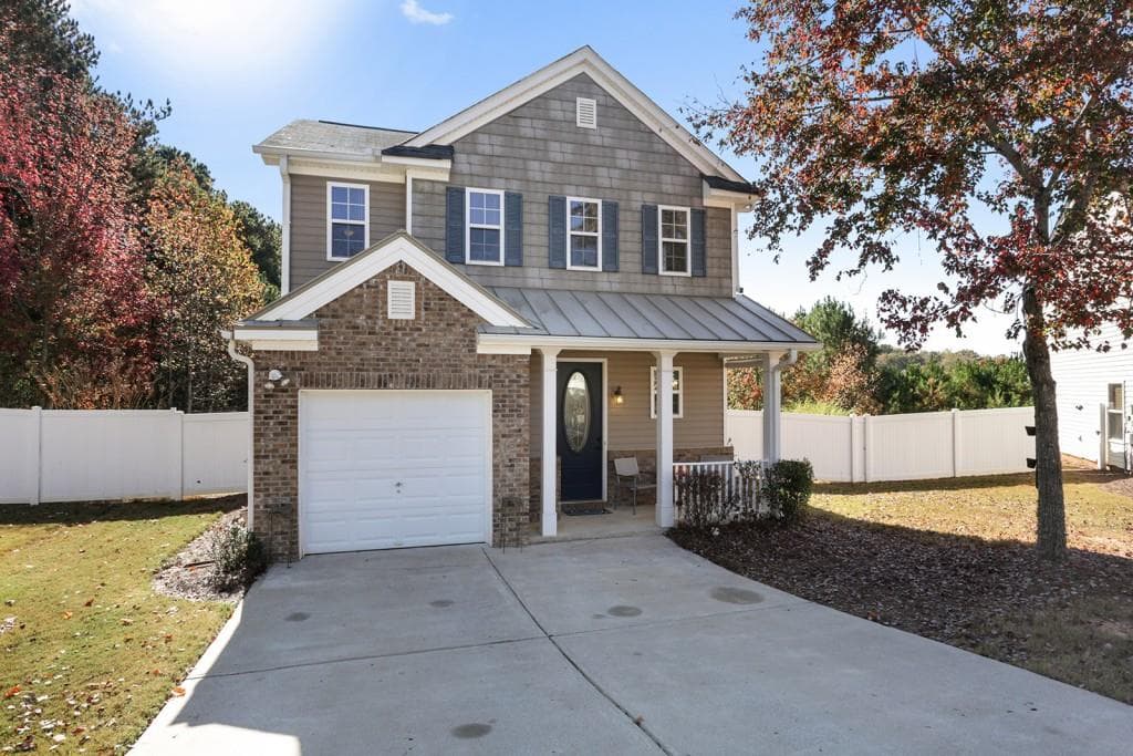 2 bedroom, 1,478 sq ft single family residence sold at 205 Nacoochee Way, Canton, GA 30114