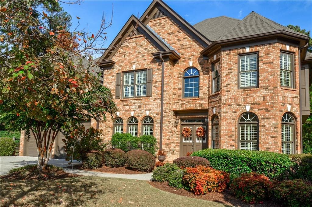 5 bedroom, 3,884 sq ft single family residence sold at 5378 Newport Bay Passage, Alpharetta, GA 30005