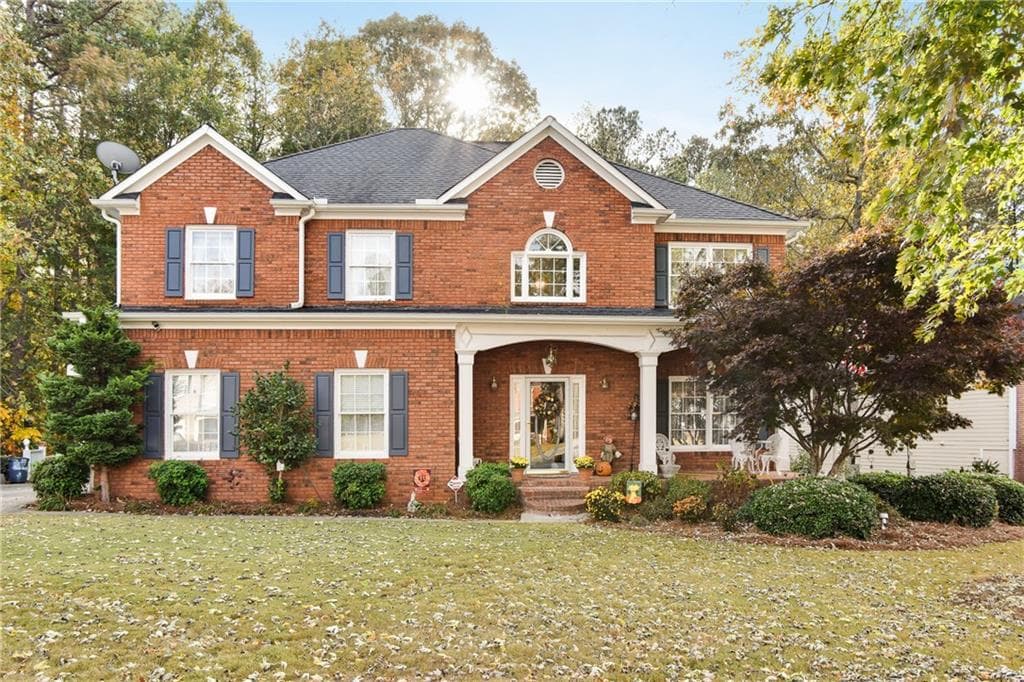 5 bedroom, 3,284 sq ft single family residence sold at 2070 Deans Landing Drive, Lawrenceville, GA 30043