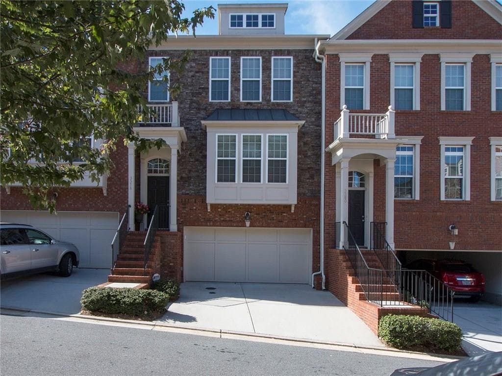 3 bedroom, 2,350 sq ft townhouse sold at 3378 Triview Square 13, Atlanta, GA 30339