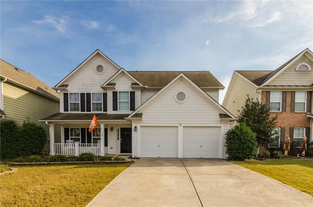 3 bedroom, 1,990 sq ft single family residence sold at 133 Hidden Lake Circle, Canton, GA 30114