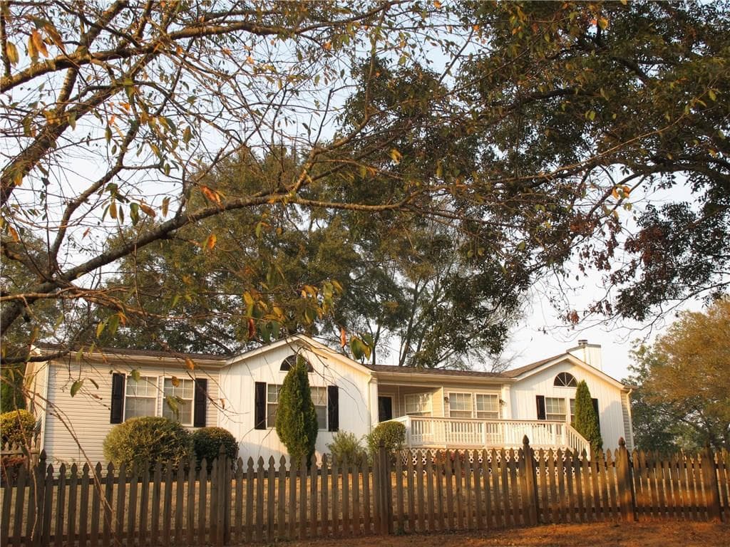 3 bedroom single family residence sold at 27 Whitney Road, Jefferson, GA 30549