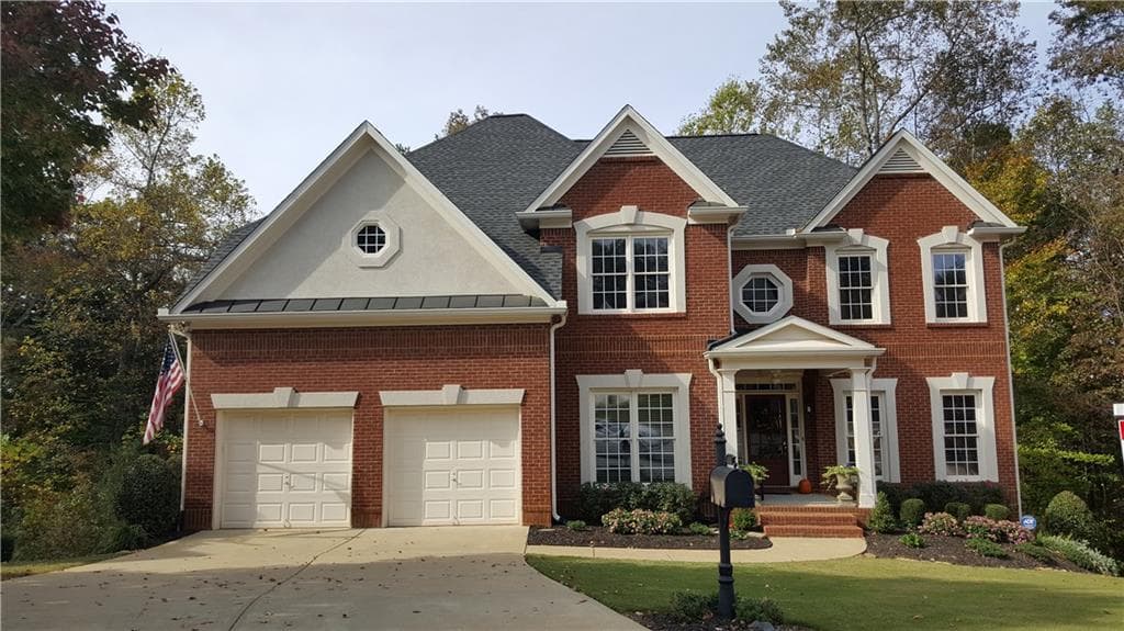 6 bedroom, 4,668 sq ft single family residence sold at 4040 Beech Overlook Way, Buford, GA 30518