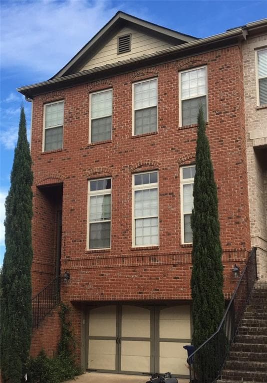 3 bedroom, 2,601 sq ft townhouse sold at 2123 Silas Way, Atlanta, GA 30318