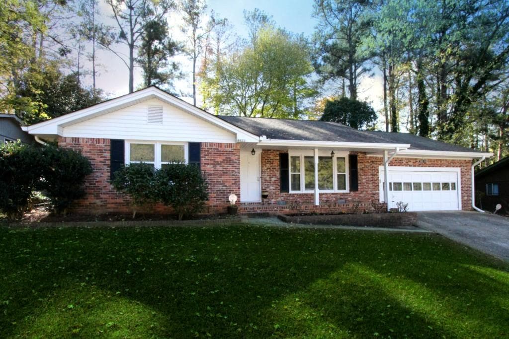 3 bedroom, 1,670 sq ft single family residence sold at 4623 Wendover Drive, Stone Mountain, GA 30083
