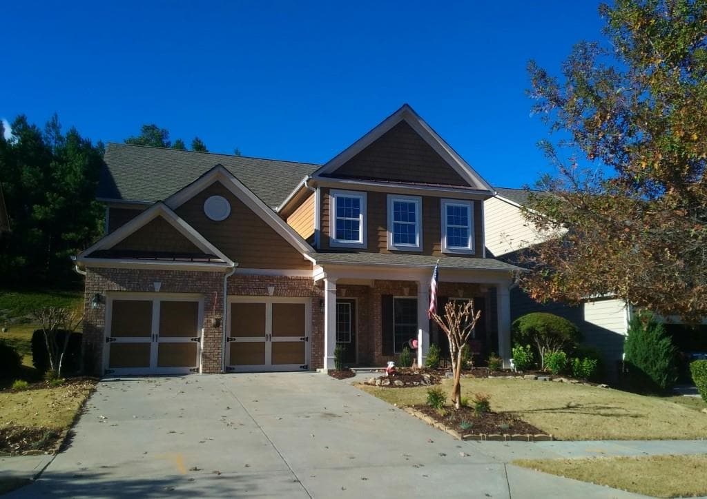 4 bedroom, 2,643 sq ft single family residence sold at 7669 Legacy Road, Flowery Branch, GA 30542