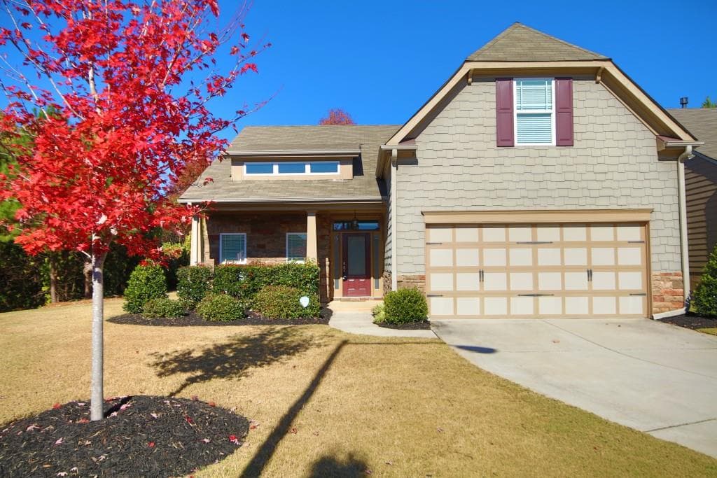 3 bedroom, 1,795 sq ft single family residence sold at 179 Heritage Pointe, Woodstock, GA 30189