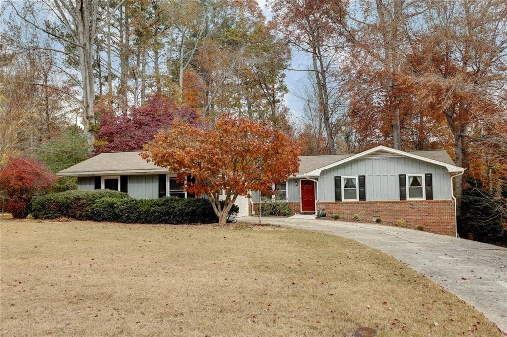 2438 Fox Hollow Court, Dunwoody, GA 30360 — most recent listing photo