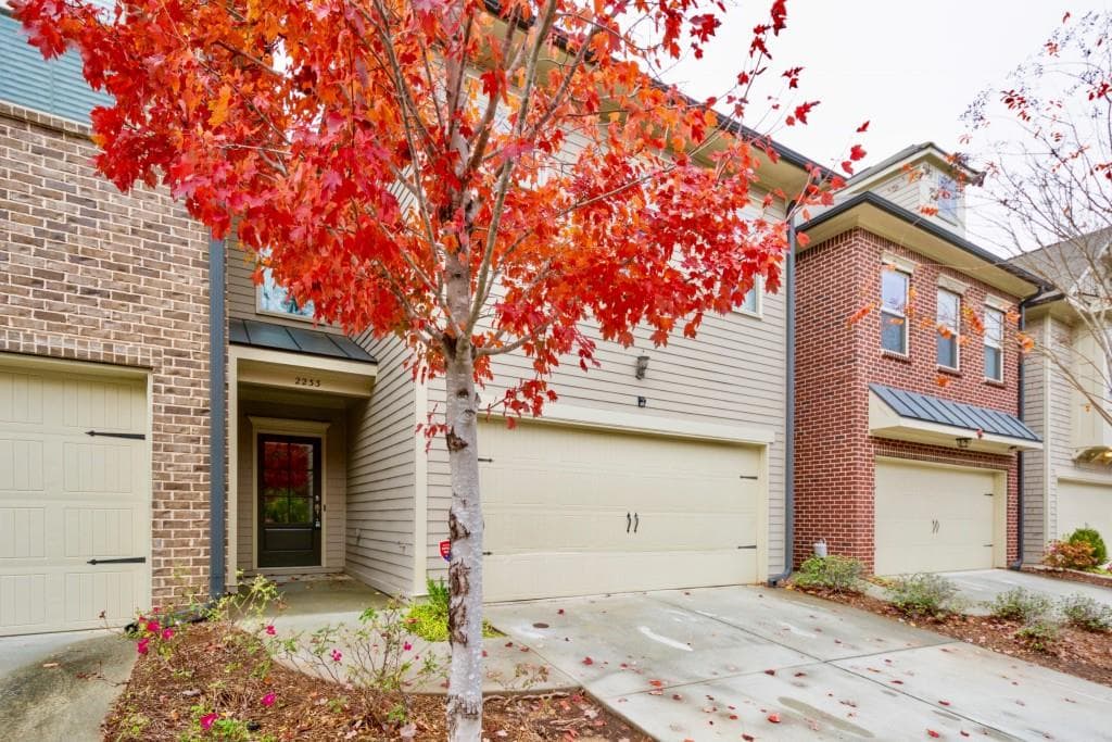 2233 W Village Lane, Smyrna, GA 30080 — most recent listing photo