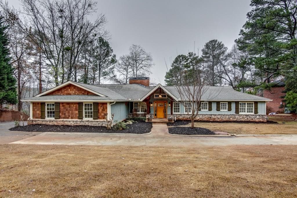 875 Oakhaven Drive, Roswell, GA 30075 — most recent listing photo