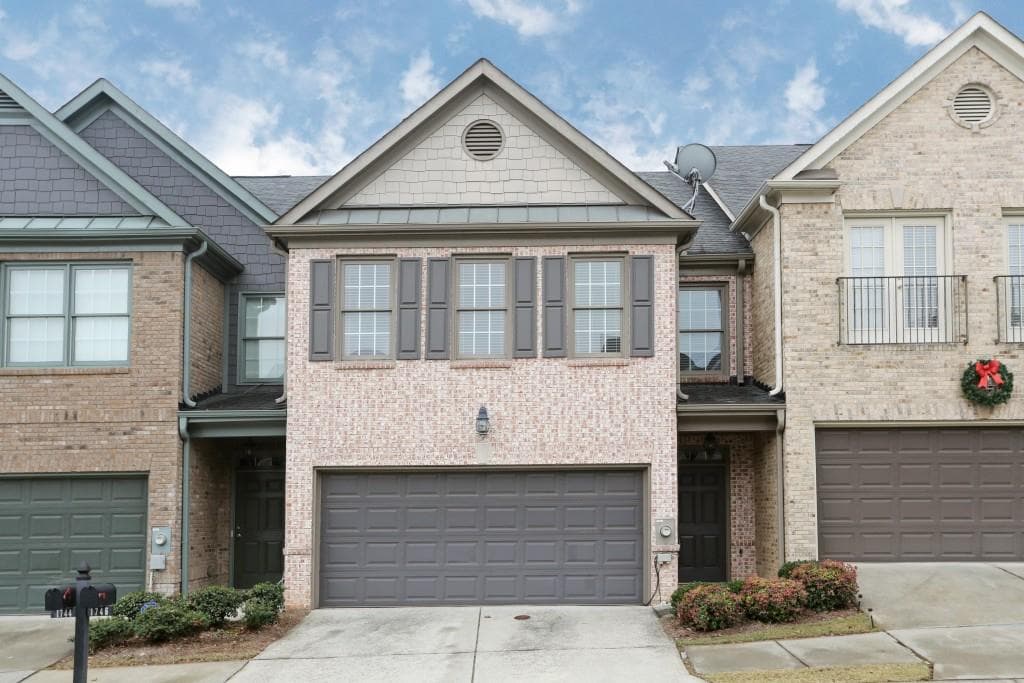1746 Oakbrook Lake Drive 1746, Norcross, GA 30093 — most recent listing photo