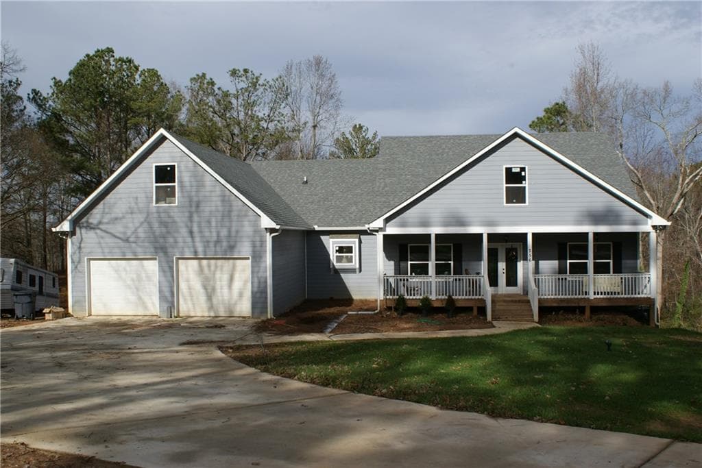 3 bedroom, 2,645 sq ft single family residence sold at 256 Cartersville Street, Ball Ground, GA 30107