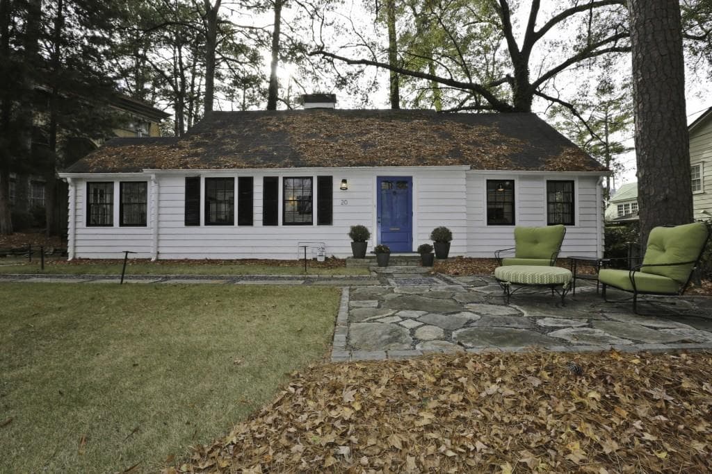 3 bedroom, 1,966 sq ft single family residence sold at 20 Golf Circle, Atlanta, GA 30309