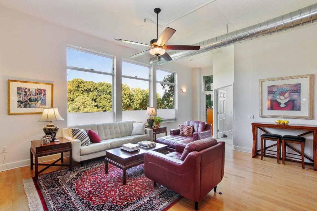 2 bedroom, 1,505 sq ft condominium sold at 3820 Roswell Road 409, Atlanta, GA 30342