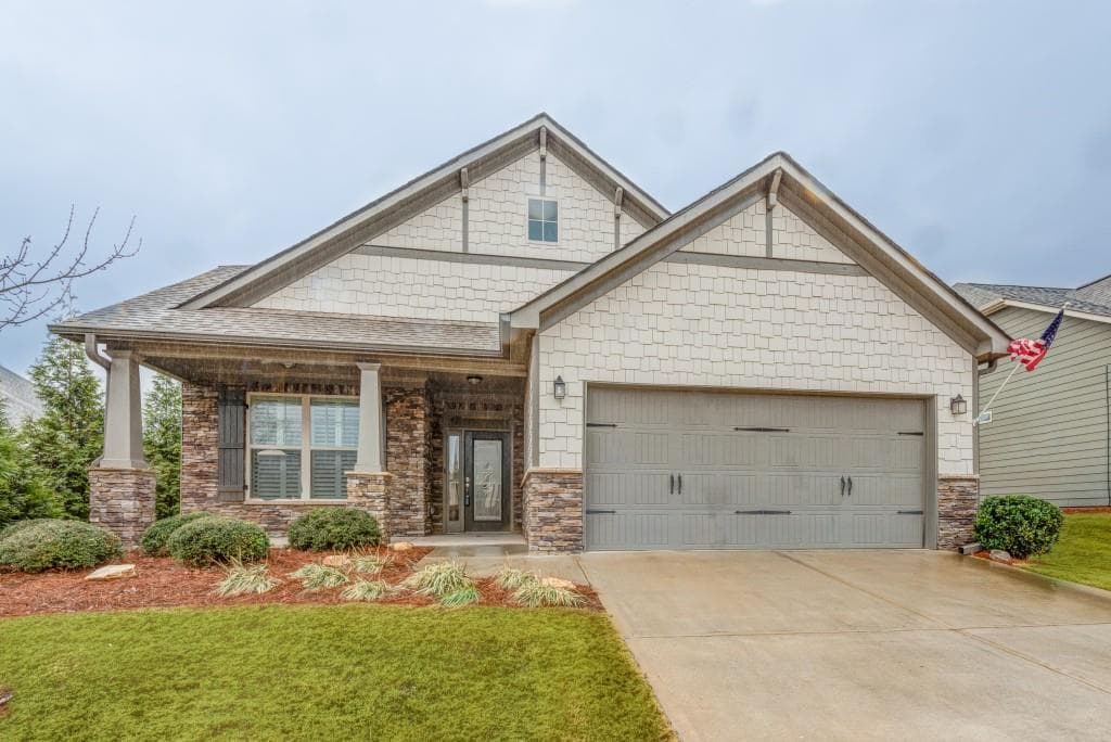 2 bedroom, 1,418 sq ft single family residence sold at 601 HEMLOCK Trail, Canton, GA 30114